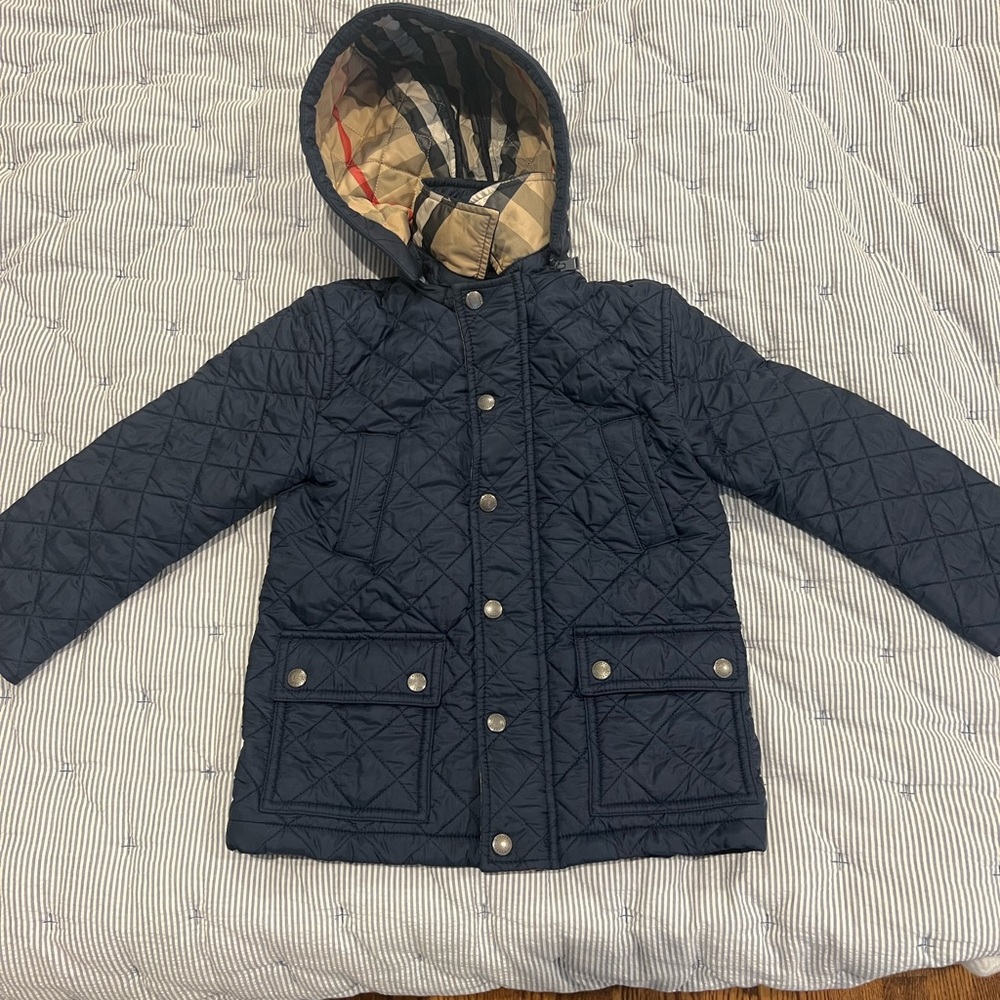 Size 4 child’s EUC quilted navy Burberry jacket